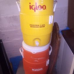 Igloo Coolers 5 Gallons Each