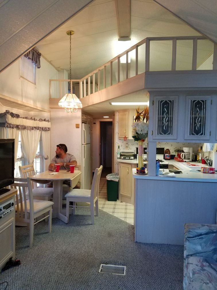 Park model for sale in yogi bear campground, Portage, Indiana for Sale