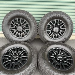 Chevy Silverado 2500/3500 ZR2 Factory Wheels