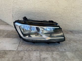 VW Tiguan Headlight 2018-2021, OEM ORIGINAL VW Tiguan Headlamp, passenger side light