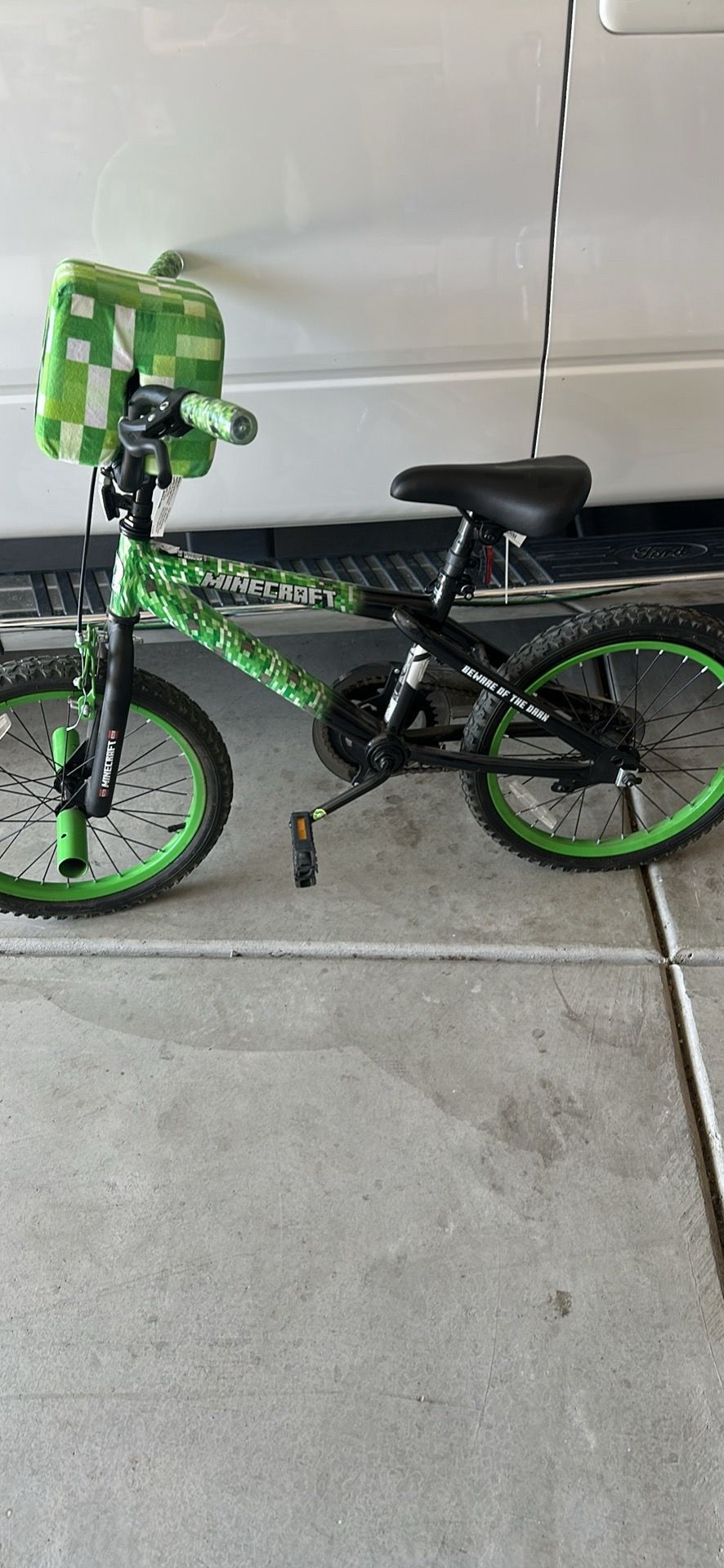 18” Minecraft BMX bike