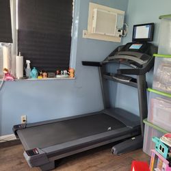 Freemotion Treadmill 