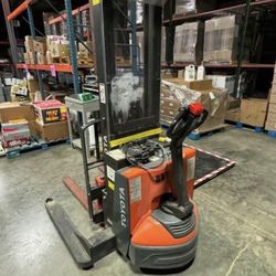 Toyota Electric Forklift