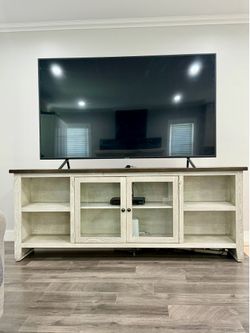 84” Living Spaces Farmhouse TV Stand – Excellent Condition