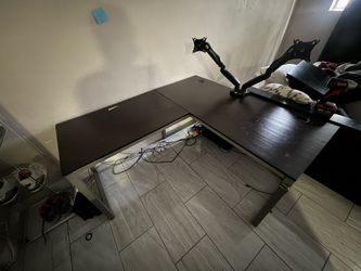 L Table