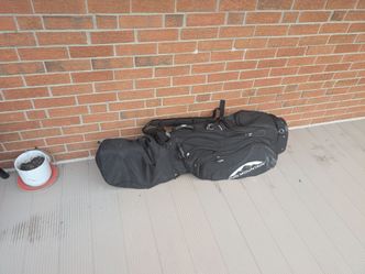 Top Flight Irons &: Bag with Cooler Pocket