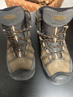 Women’s Keen Dry Hiking. Size 9