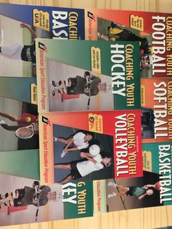 Lot Of 8 COACHING YOUTH VOLLEYBALL By American Sport Education Program Second Ed