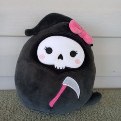 Squishmallows 7.5” JANE The Grim Reaper Halloween Pink Bow 2024