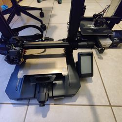 2 Ender 3d Printers