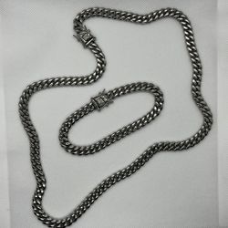 Stainless steel cuban link set (8mm)