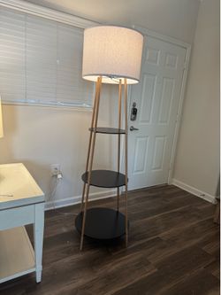 Floor lamp