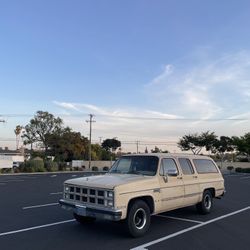 1982 GMC Suburban