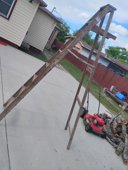 8 Ft Ladder