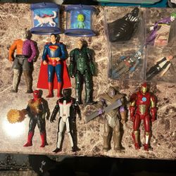 Action Figures 