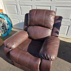 Free Recliner
