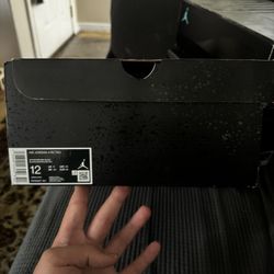 Jordan 4’s Red Cement’s 