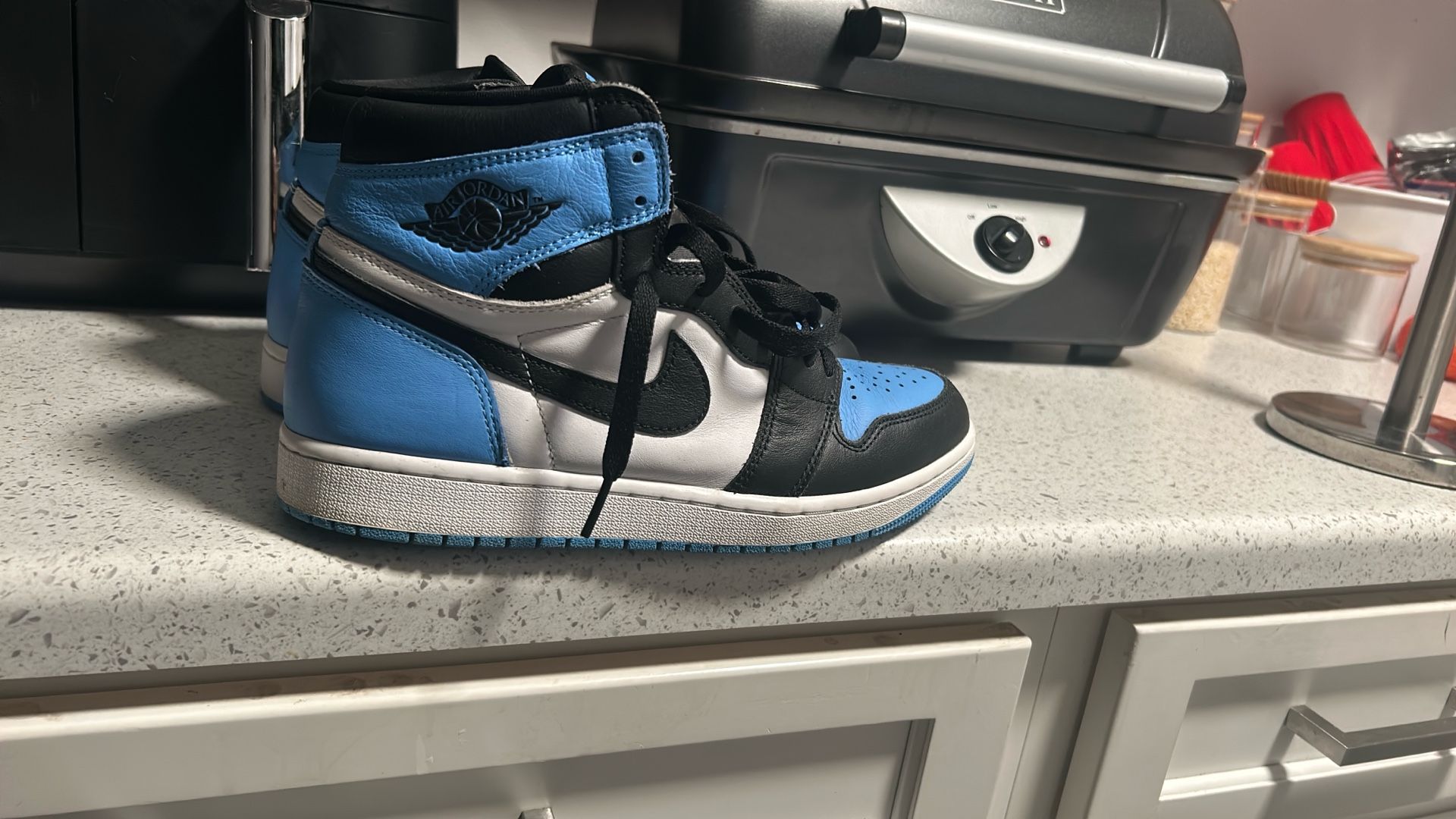Unc Jordan 1s 