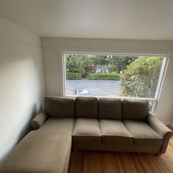 Bassett Furniture 107” chaise sectional couch