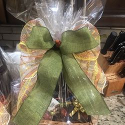 Thanksgiving Wine Basket 