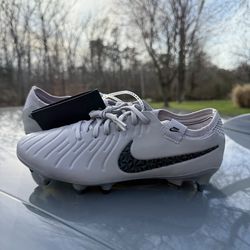 Nike Tiempos elite size 6