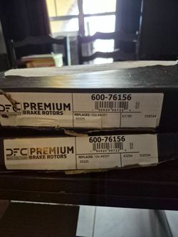 Toyota Carolla 2019 hatchback pads and rotors