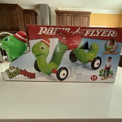 NEW Radio Flyer Inchworm Ride-On | Model #73 | Box Damaged
