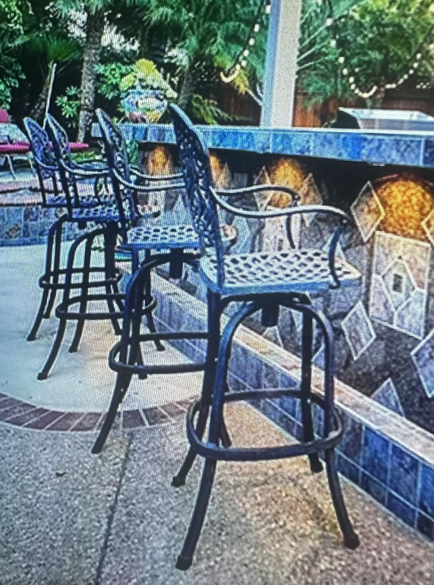 Hanamint Tuscany Outdoor Swivel Bar Stools