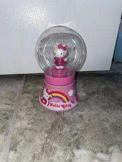 Hello Kitty Glitter Globe