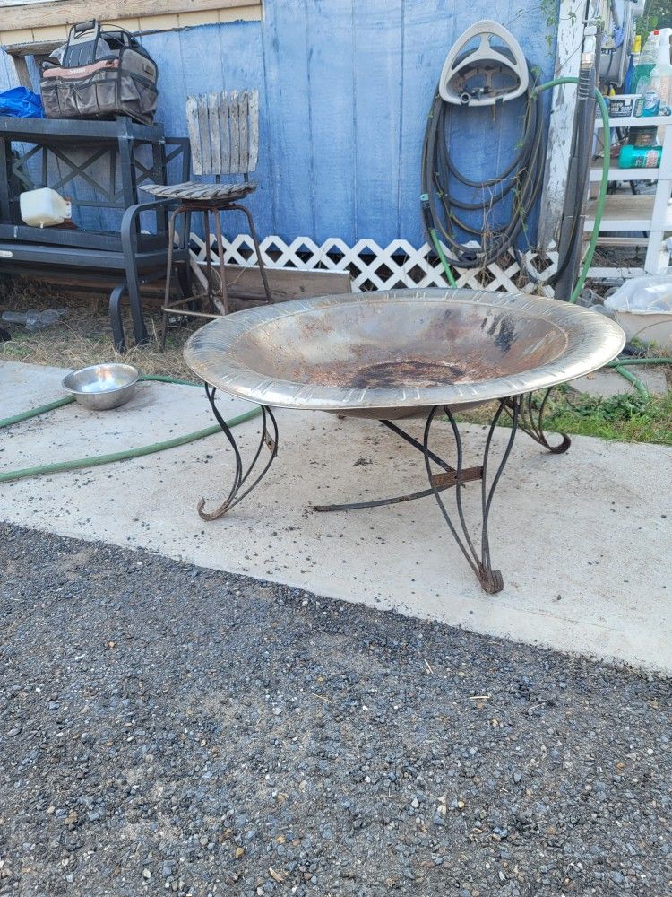 Disk Good Condition No Stand