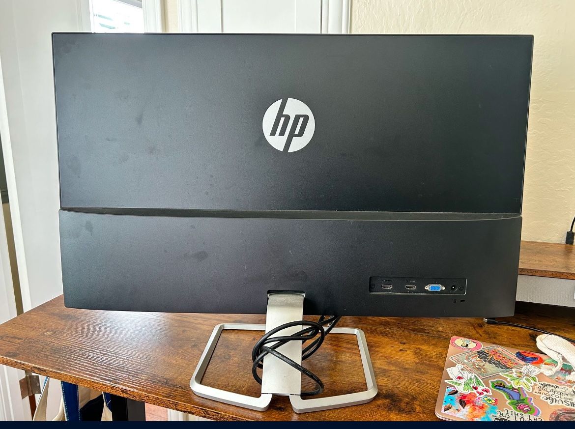 HP 32” Full HD 1080p Monitor 
