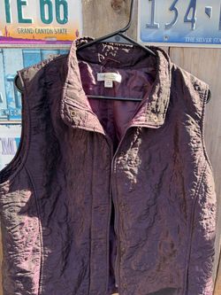 VINTAGE Coldwater Creek Women's Quilted Vest  Polyester/Nylon Shell & Lining Purple SIZE L