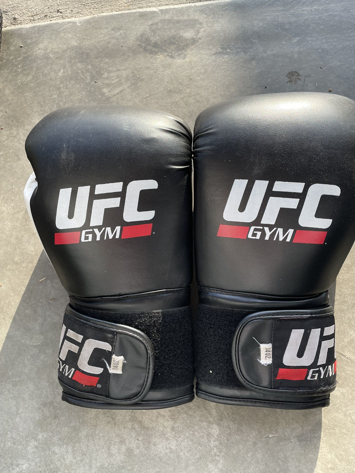 UFC Leather Gloves 