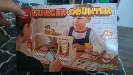 Burger counter wooden play set