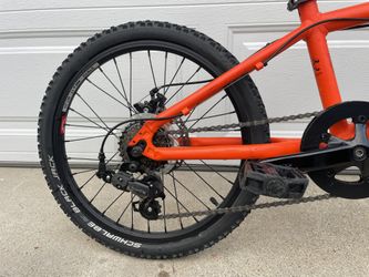 doipolice　Kona Shred 20 キッズ MTB バイク doipolice様専用 Kona Shred 20 キッズ MTB バイク