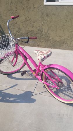 Hello kitty beach cruiser