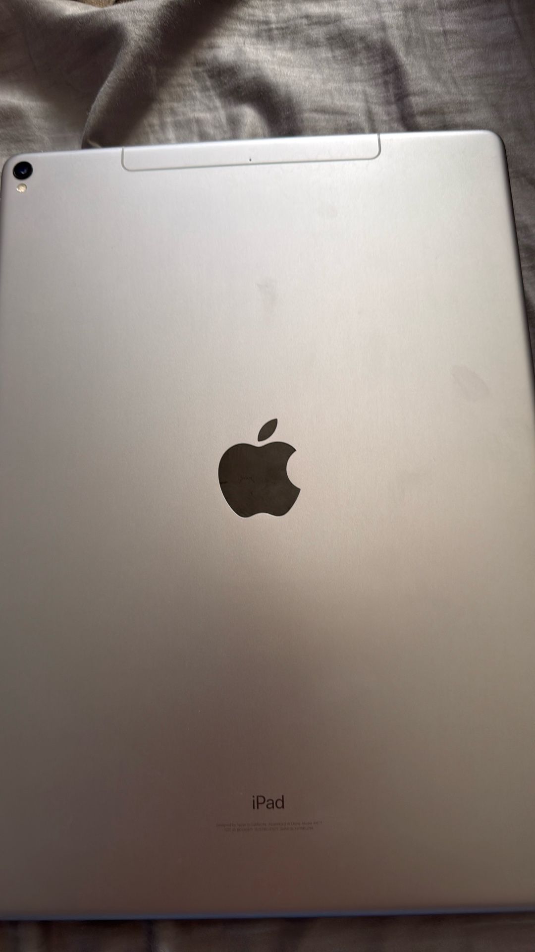 iPad Pro (12.9-inch)wi-fi+cellular