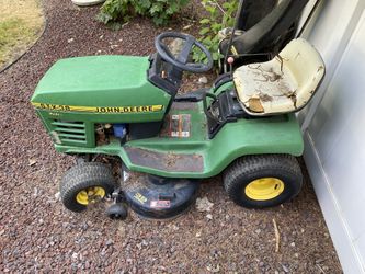Old John Deere Lawn Tractor