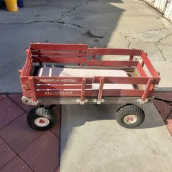 Radio Fly Wagon 