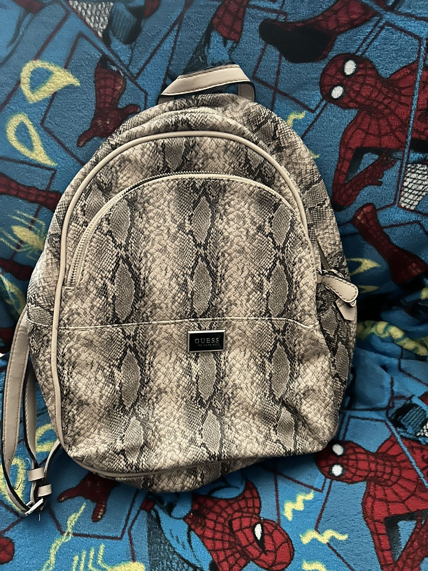 Snake Print Guess Backpack 🎒