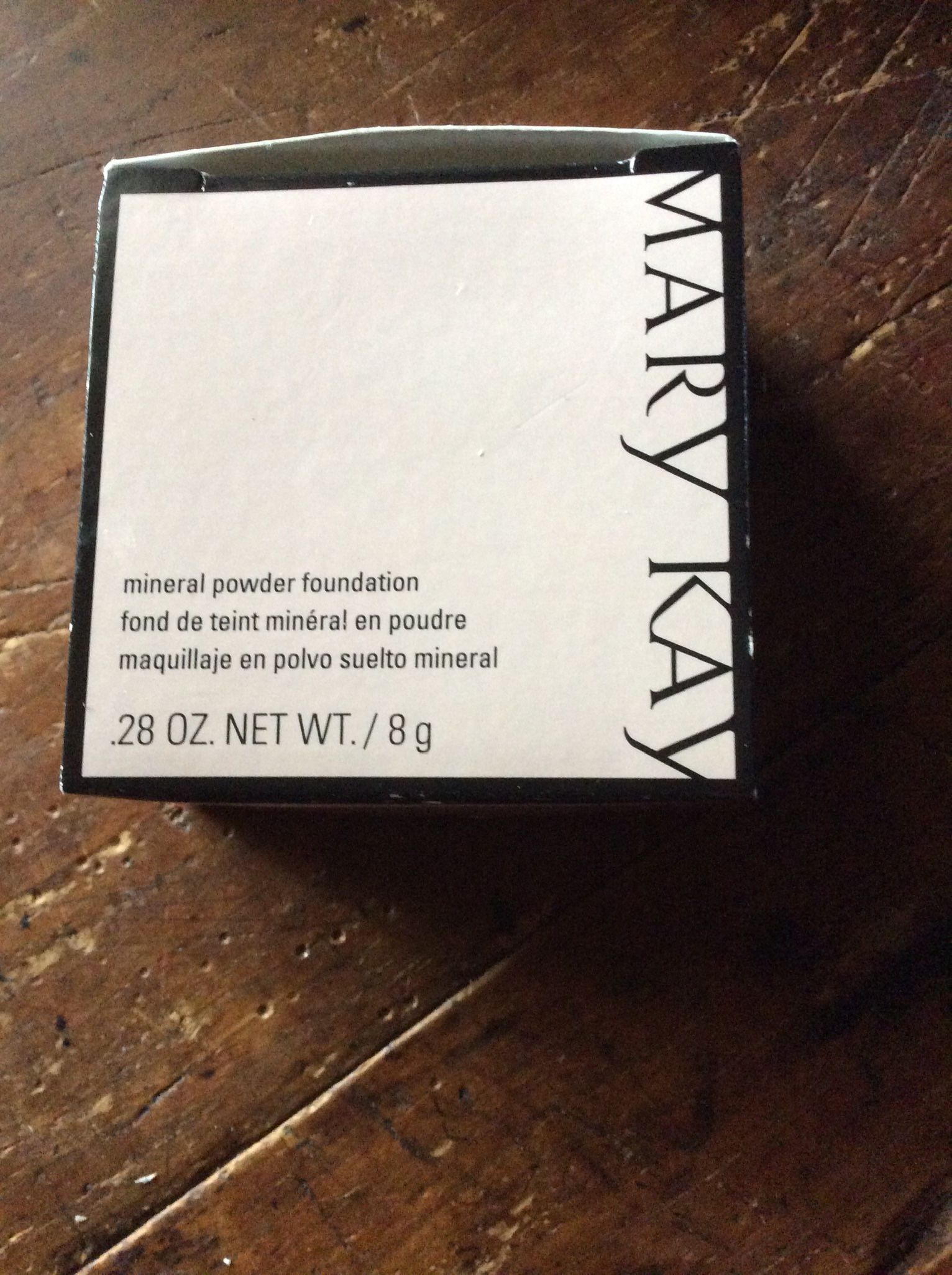 New Mary Kay Mineral Powder Foundation Beige 2