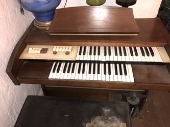 Silverstone solid state electric organ