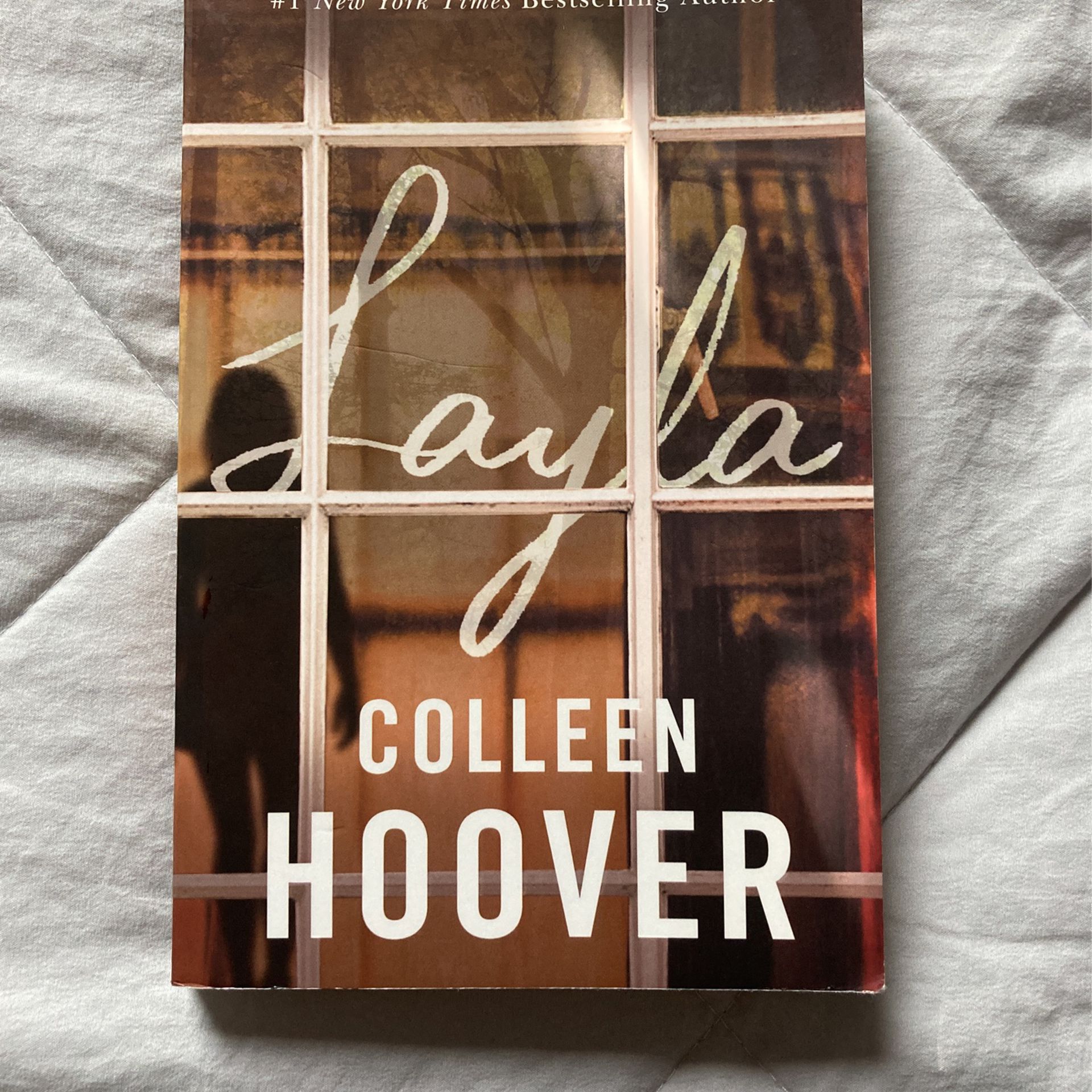 “Layla” by Colleen Hoover Paper-cover Book