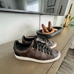 Louis Vuitton Frontrow Sneaker shoes size 8