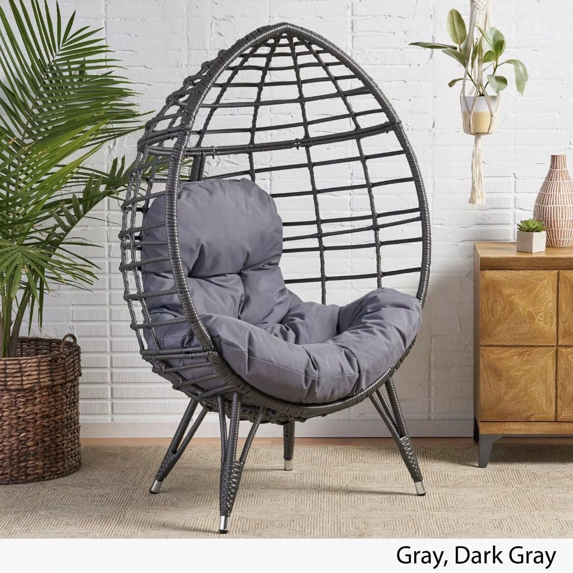 ❤️ BRAND NEW Indoor wicker egg w cushion