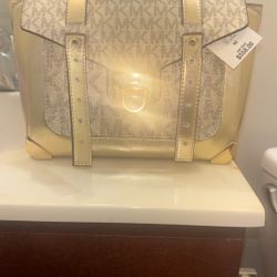 Micheal Kors Hand Bag 