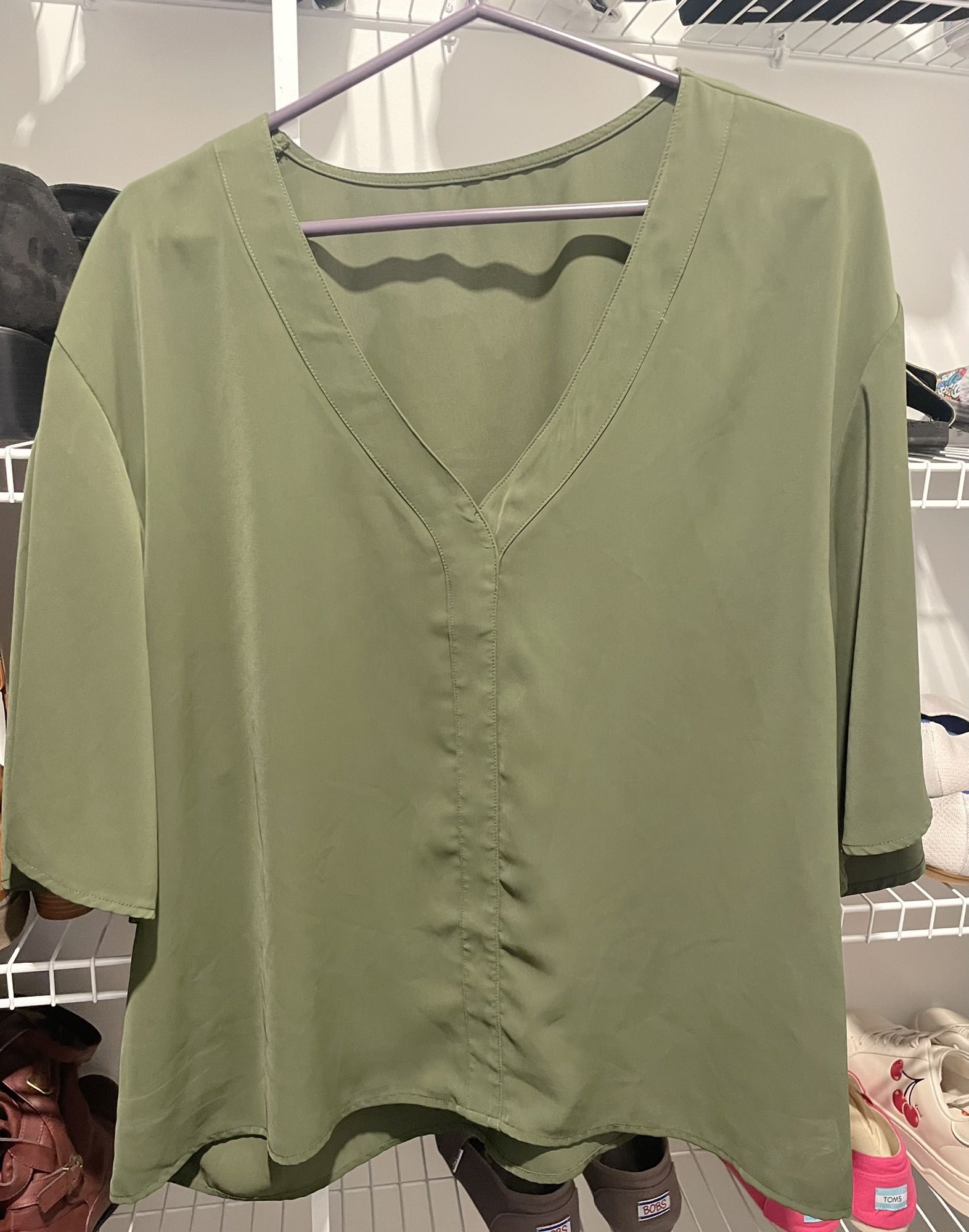 Green Short Sleeve Dress Shirt