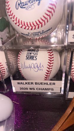 Walker Buehler auto baseball