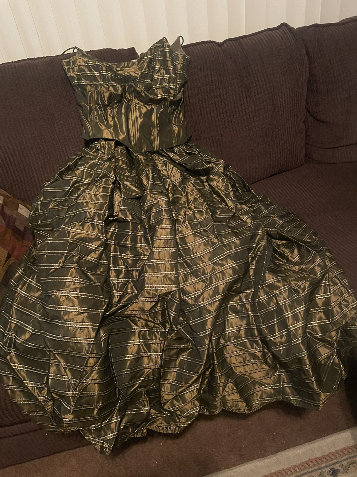 Formal Dress w/ Petticoat 