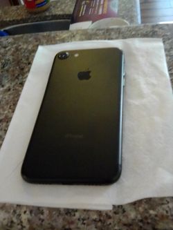 iPhone 8 unlocked at&t